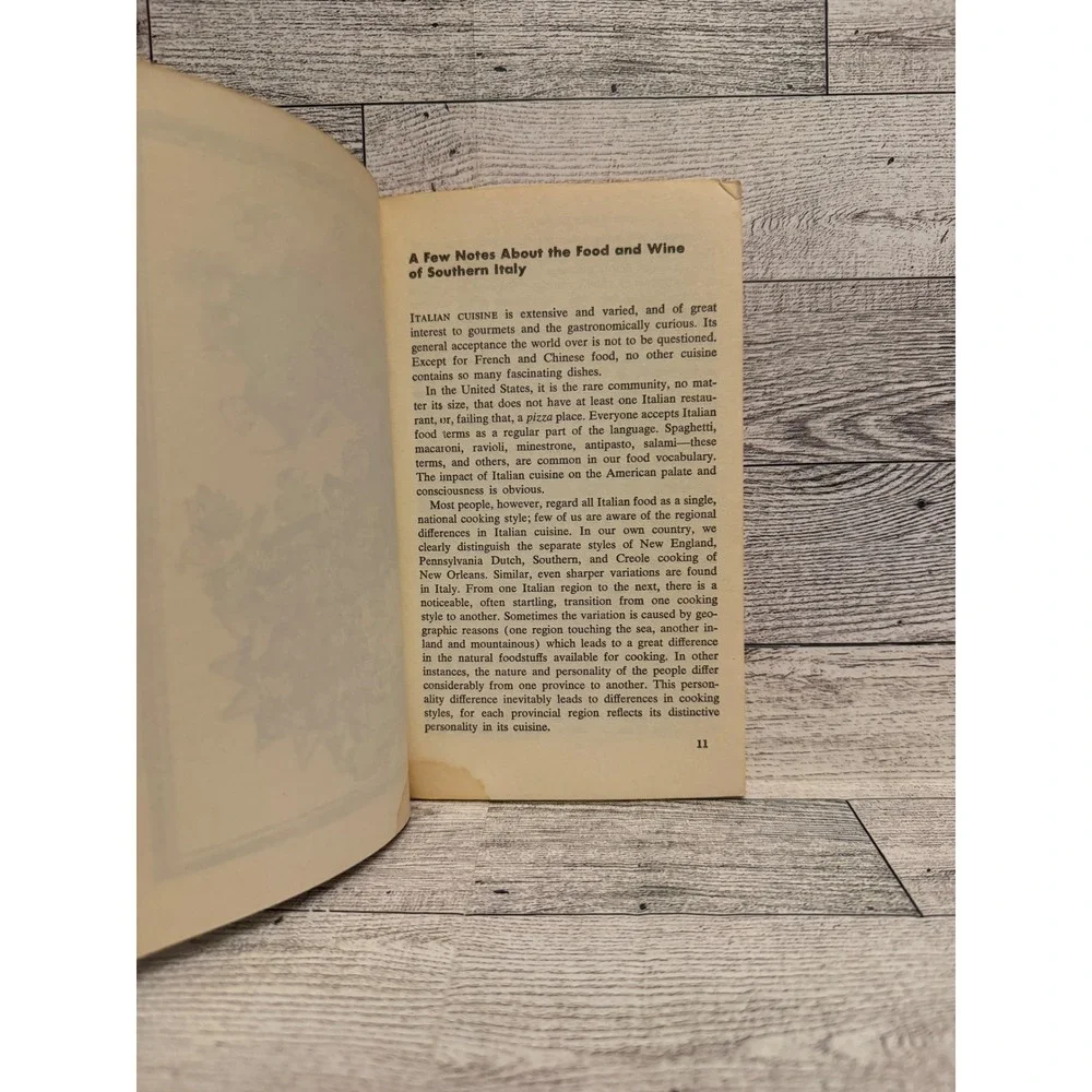 The Southern Italian Cookbook Colette Black 1967 Vintage Paperback 200 Recipes